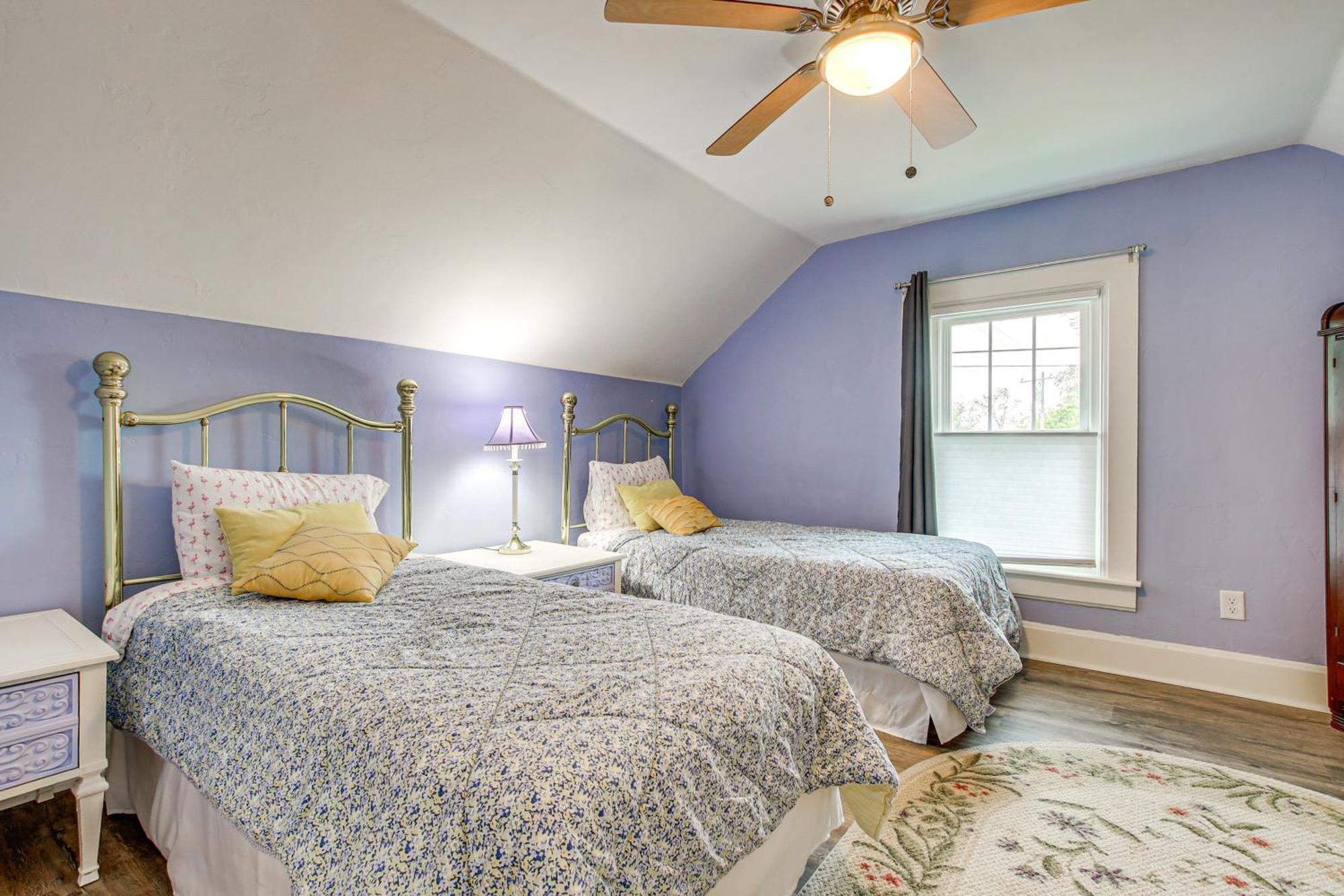 Lavish House With Patio - 2 Blocks To Green Lake! Buitenkant foto