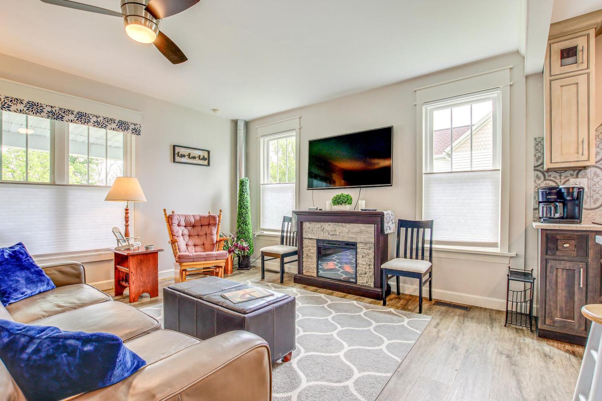 Lavish House With Patio - 2 Blocks To Green Lake! Buitenkant foto